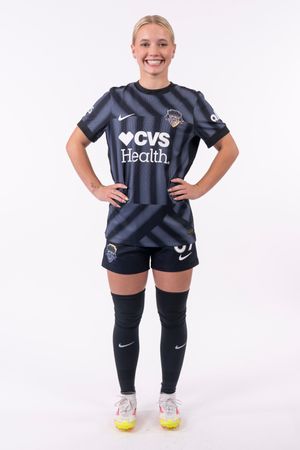 Chloe Ricketts photo