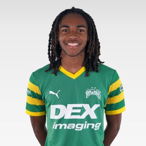 Amari Fowlkes photo