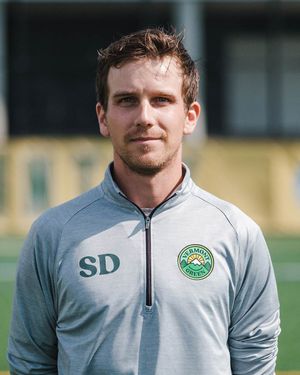 Staige Davis photo