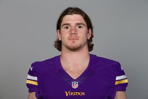 Michael Mauti photo