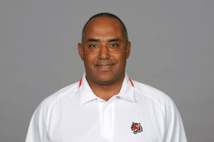 Marvin Lewis photo