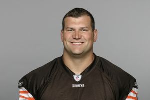 Joe Thomas photo