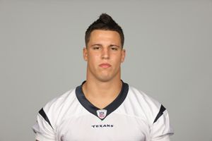 Brian Cushing photo
