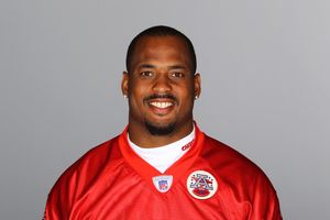 Derrick Johnson photo