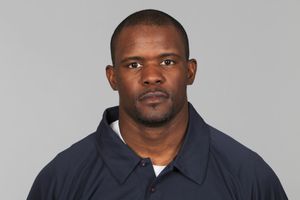 Brian Flores photo