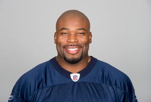 Israel Idonije photo