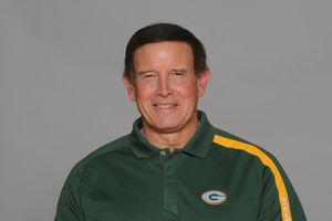 Dom Capers photo