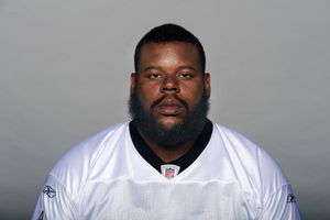 Shaun Rogers photo